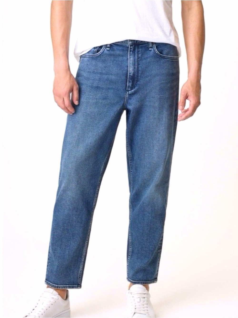 rag & bone Men’s Medium Blue Tapeted Relaxed Jeans Like new Sz 29 / fits like 31